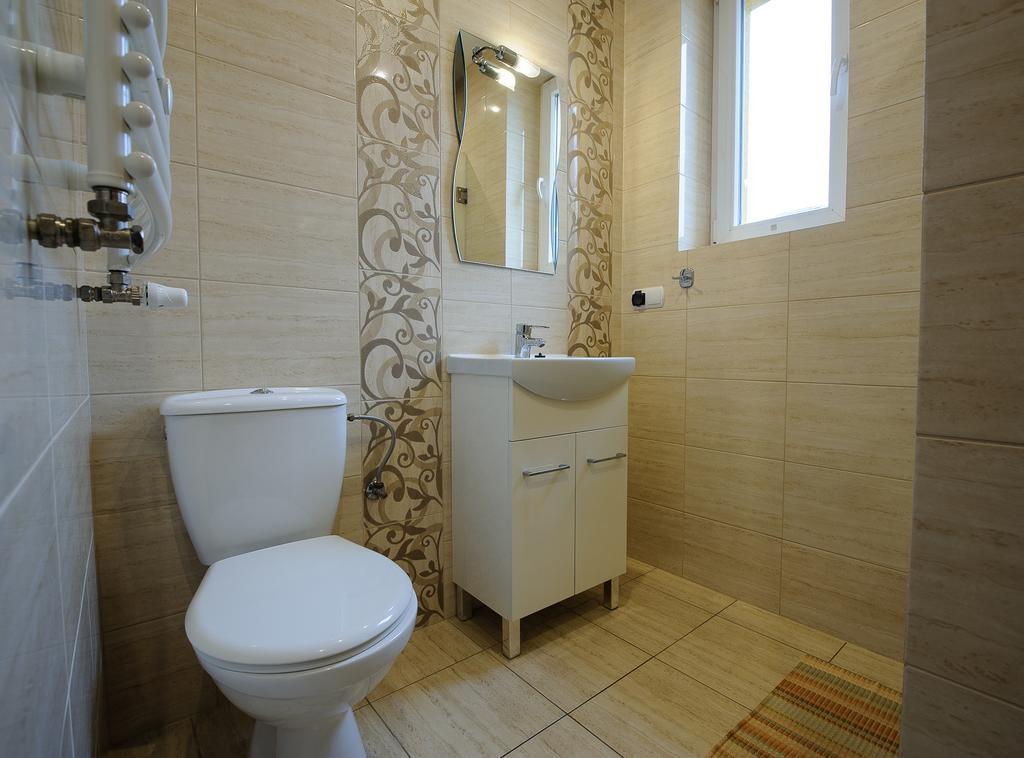 Pokoje I Apartamenty Iwona Цехоцинек Екстериор снимка